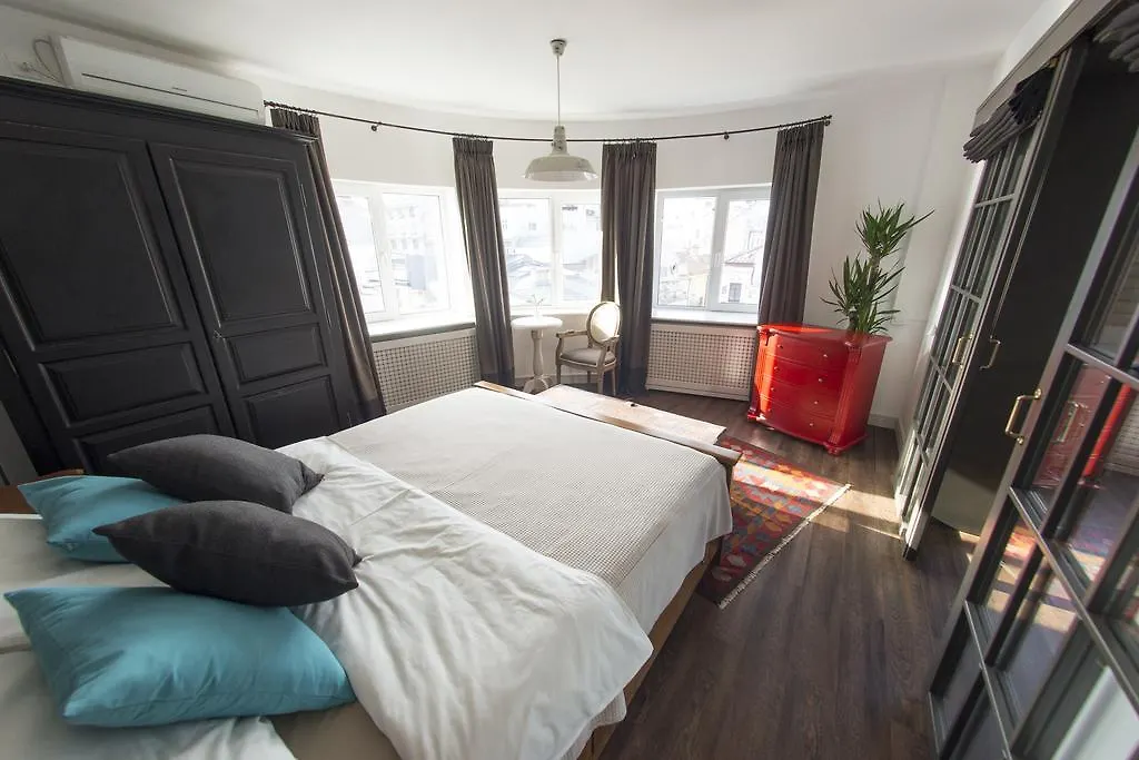 Bohemian Old Town Boutique Apartment Bucharest